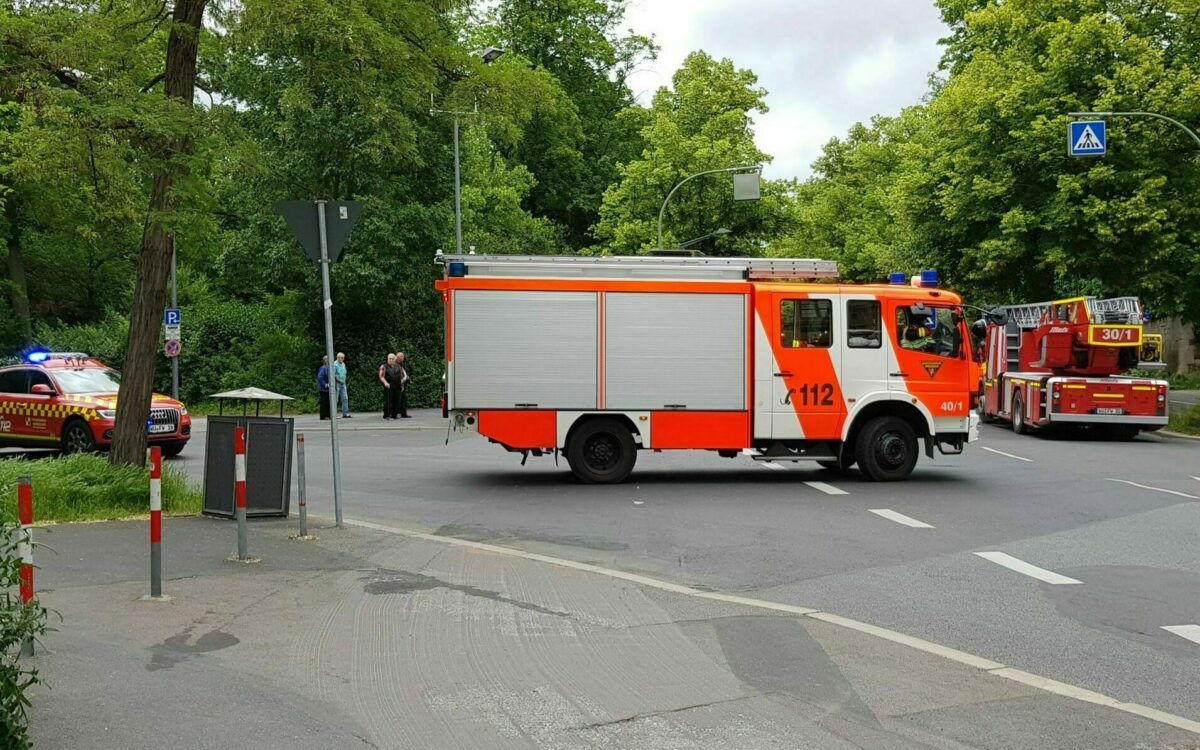 Feuerwehr Würzburg Fahrzeug Einsatz Feuerwehr Würzburg Fahrzeug Einsatz